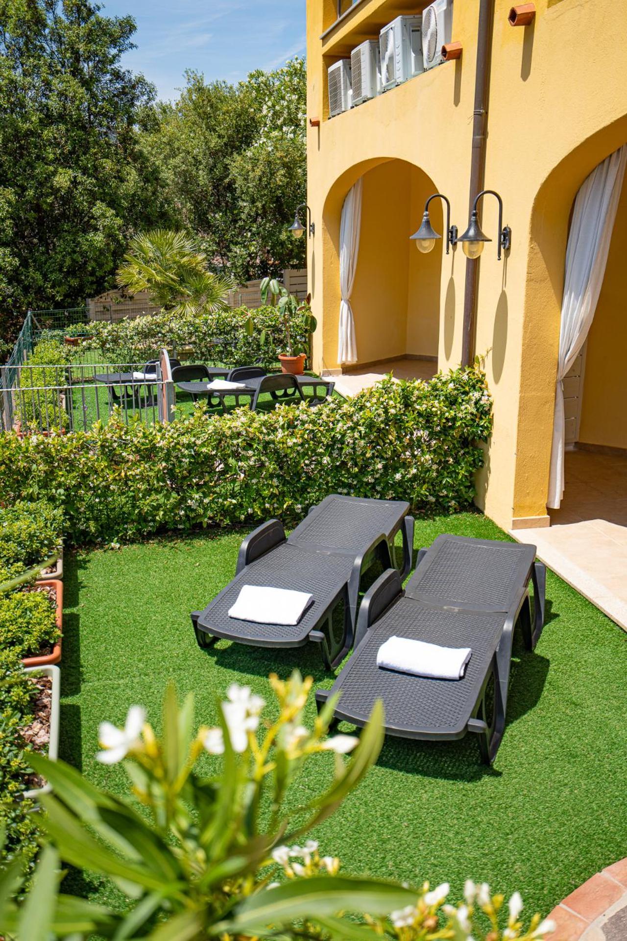 Hotel Lu Pitrali San Teodoro (Sardinia) Exterior foto